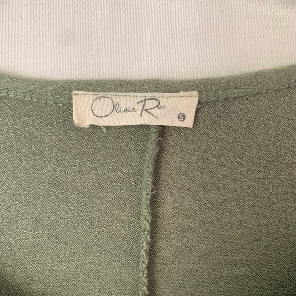 Olivia Rae Oversized Copped Ruffle Bottom Top - Picture 5 of 5